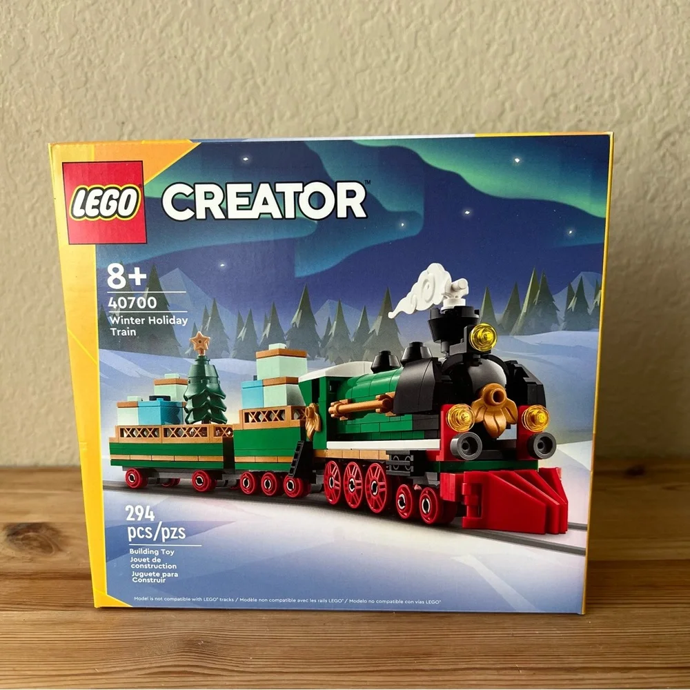 LEGO Creator Winter Holiday Train 40700 Sealed Box Limited Edition 294 Pieces